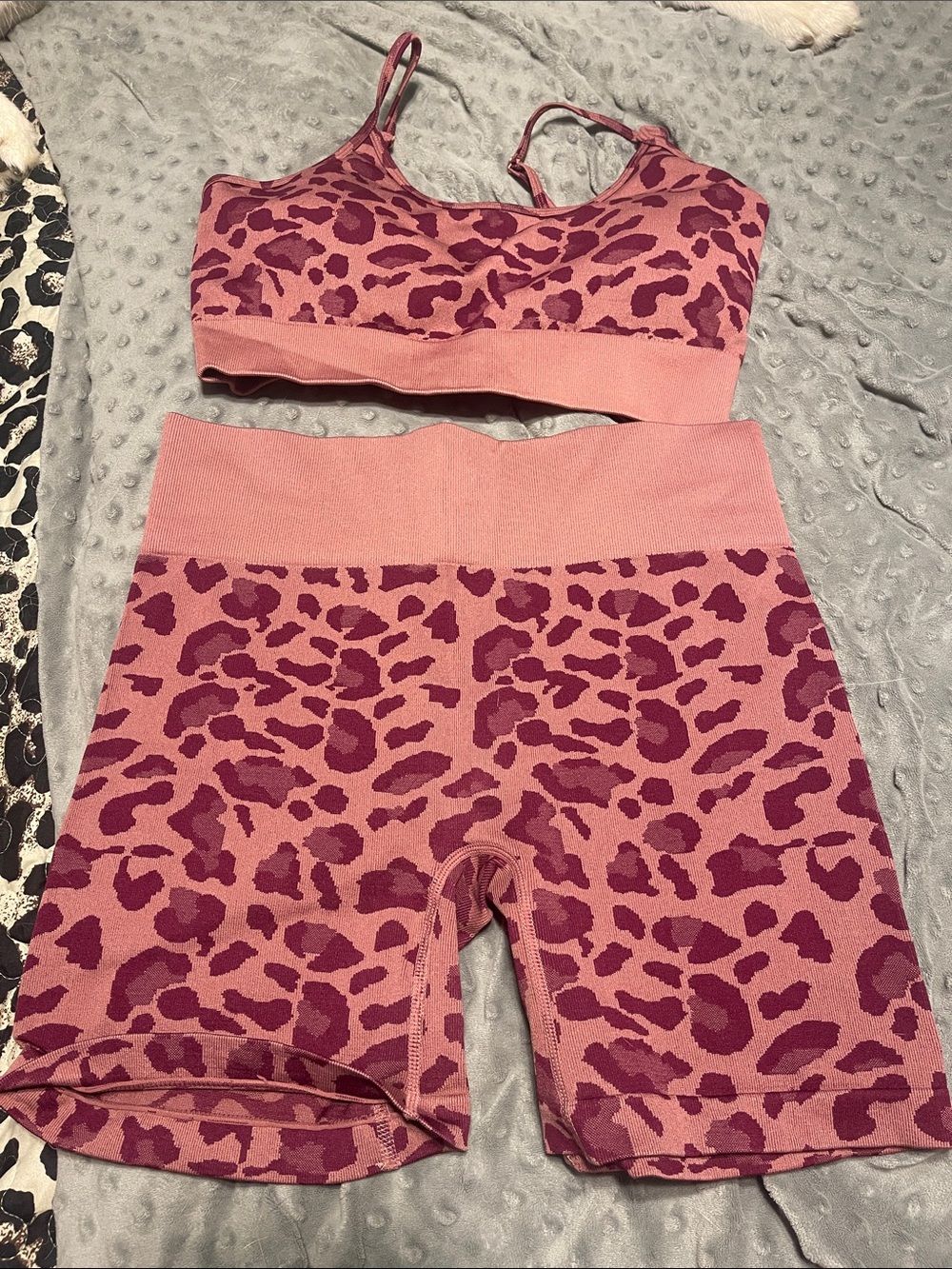 Pink Leopard Print Biker Shorts - Seamless Comfort